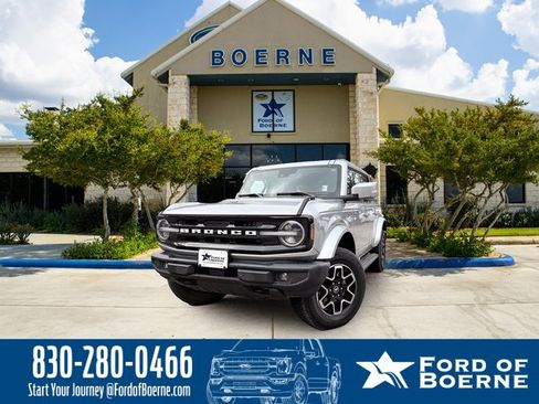 Used 2024 Ford Bronco Outer Banks image 1