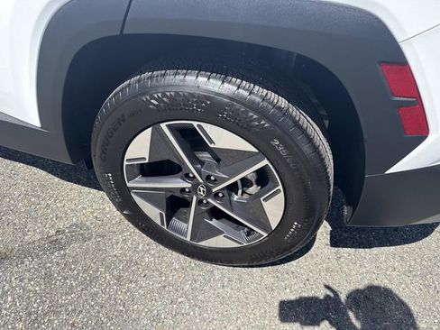 Used 2025 Hyundai Tucson SEL AWD/4WD image 14