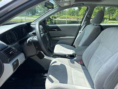 Used 2014 Honda Accord EX image 12