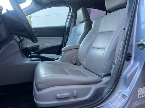 Used 2017 Acura ILX FWD image 8