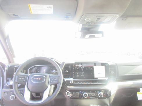 New 2026 GMC Sierra 3500 SLT w/ SLT Premium Package image 13