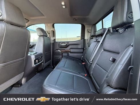 Used 2021 GMC Sierra 1500 SLT image 32
