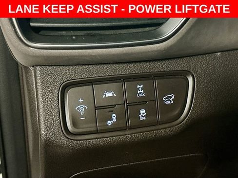 Used 2019 Hyundai Santa Fe Limited image 11