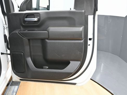 Used 2022 Chevrolet Silverado 2500 LT w/ Convenience Package image 34