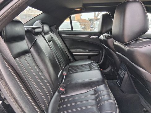 Used 2022 Chrysler 300 S image 13