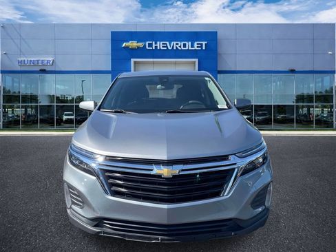Used 2023 Chevrolet Equinox LT FWD image 2