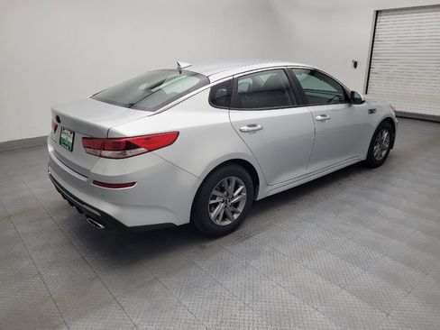 Used 2019 Kia Optima LX FWD image 10