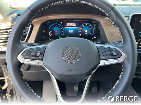 New 2026 Volkswagen Atlas SE image 24