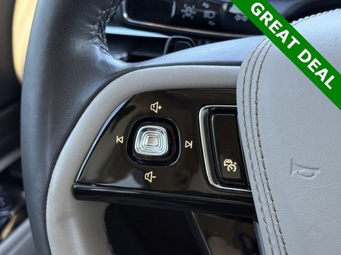 Used 2023 Lincoln Aviator Reserve w/ Equipment Group 201A image 17