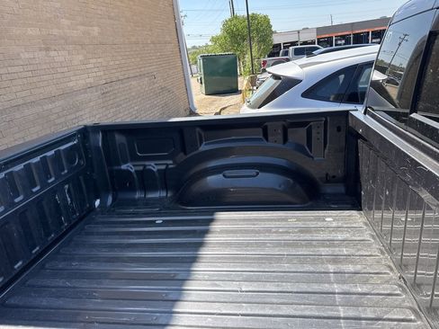 Used 2022 RAM 1500 Lone Star image 4