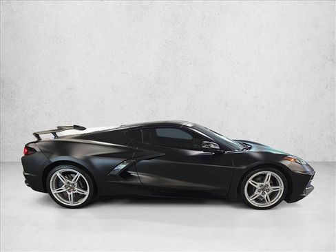 Used 2025 Chevrolet Corvette Stingray Premium Cpe w/ 3LT RWD image 4