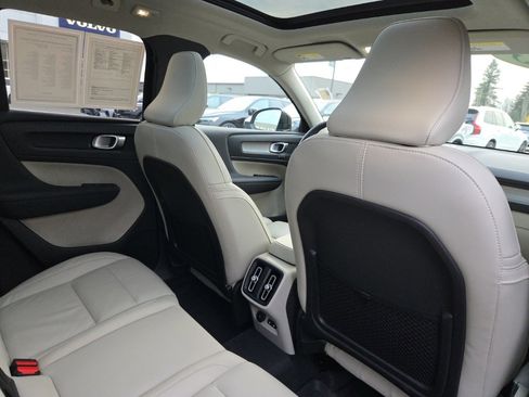 Certified 2023 Volvo XC40 B5 Plus w/ Driver Assist Package image 8