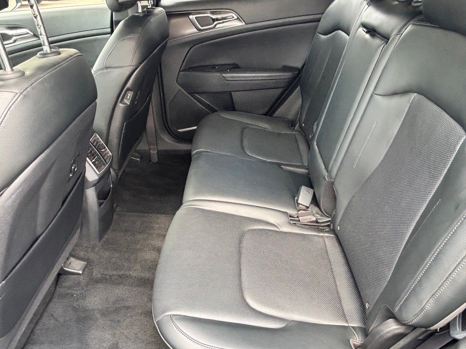 Certified 2024 Kia Sportage EX FWD image 28