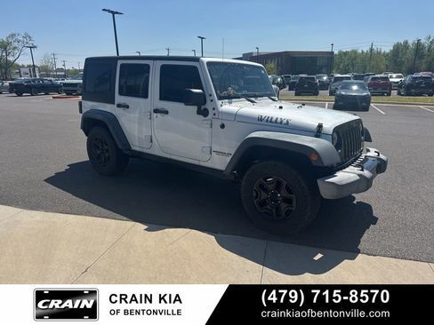 Used 2016 Jeep Wrangler Unlimited Sport image 7