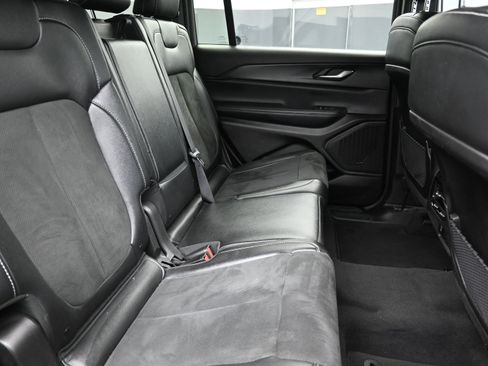 Used 2024 Jeep Grand Cherokee L Laredo image 26