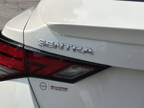 Used 2024 Nissan Sentra SR w/ SR Premium Package FWD image 5