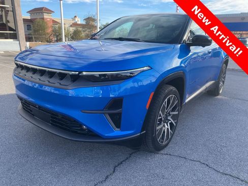 Used 2025 Jeep Wagoneer S Limited image 1