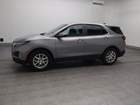 Used 2024 Chevrolet Equinox LT w/ LPO, Floor Liner Package FWD image 2