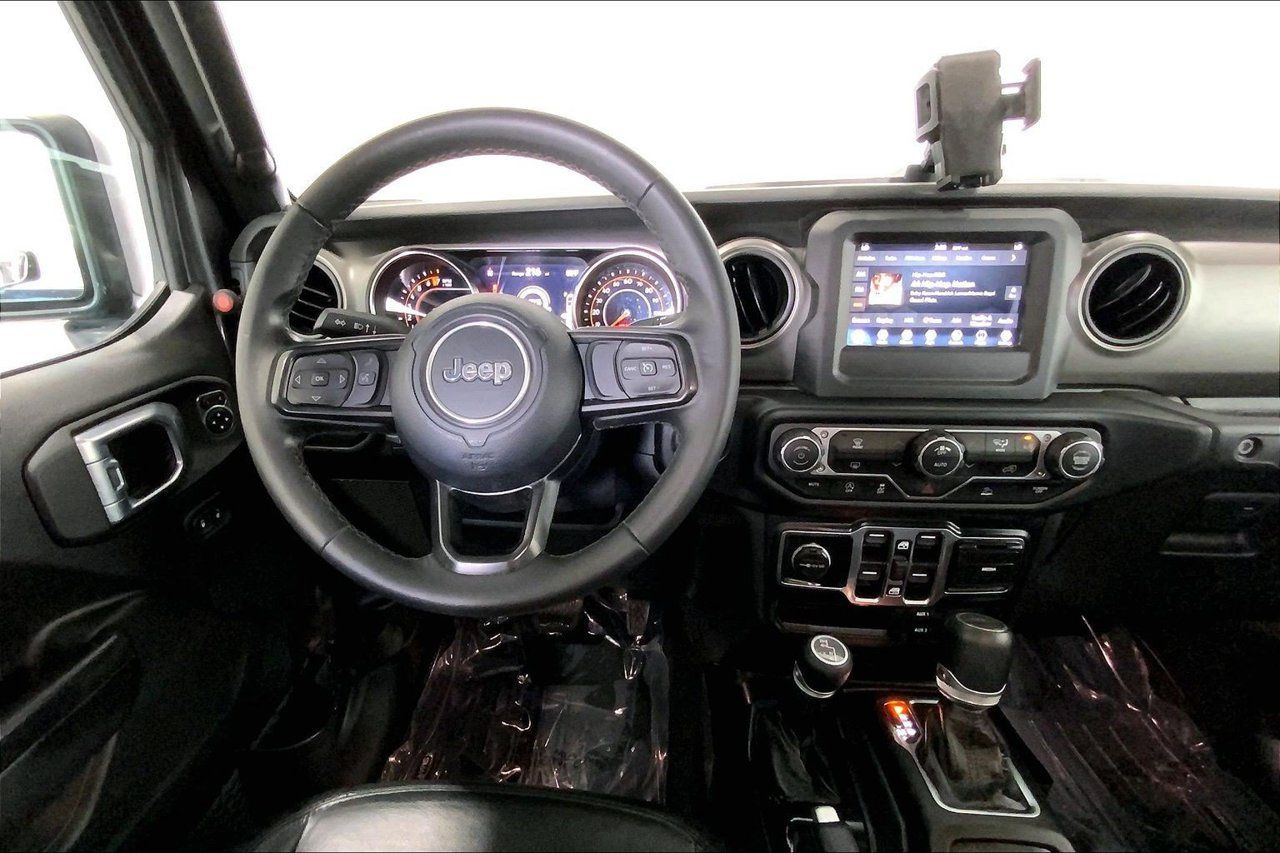 Used 2022 Jeep Gladiator Sport AWD/4WD image 4