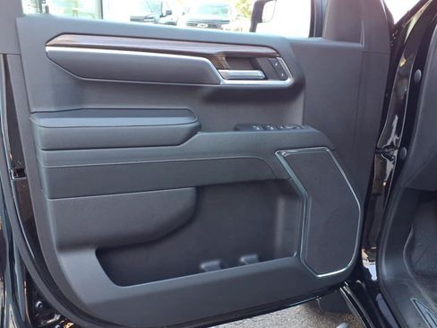 Used 2023 Chevrolet Silverado 1500 RST w/ LPO, Dark Essentials Package AWD/4WD image 10