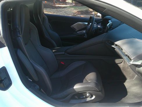 Used 2023 Chevrolet Corvette Stingray Preferred Cpe w/ Battery Protection Package image 18