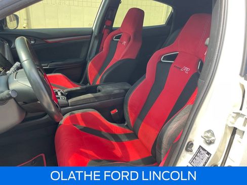 Used 2019 Honda Civic Type R image 9
