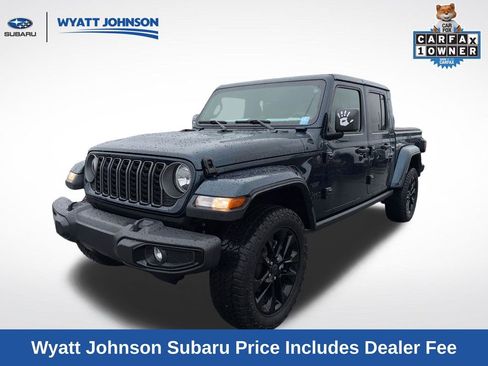 Used 2025 Jeep Gladiator Sport AWD/4WD image 1