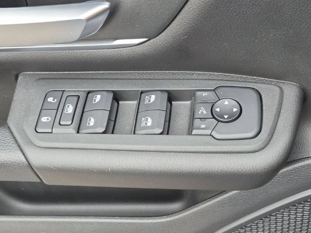 Used 2025 RAM 1500 Big Horn AWD/4WD image 16