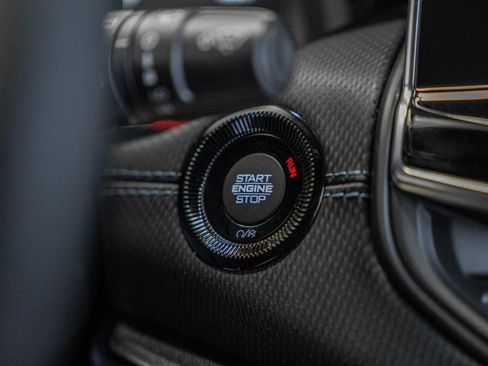 New 2026 Jeep Compass Limited image 28