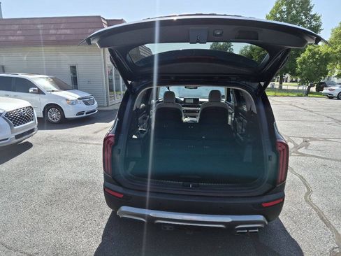 Used 2022 Kia Telluride EX w/ Towing Package FWD image 28