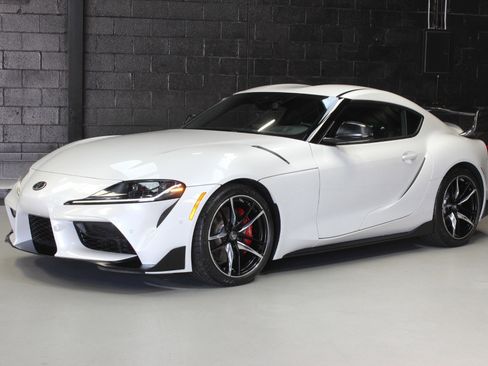 Used 2021 Toyota Supra Premium w/ Driver Assist Package image 54