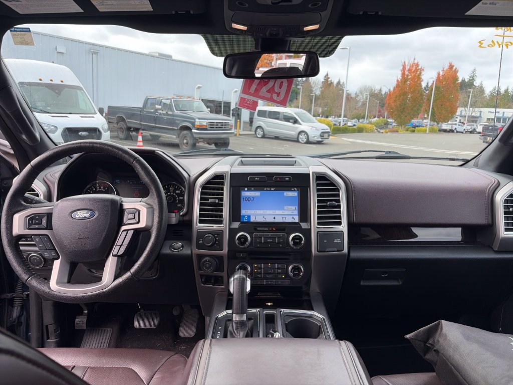 Used 2016 Ford F150 Platinum w/ Equipment Group 701A Luxury AWD/4WD image 5