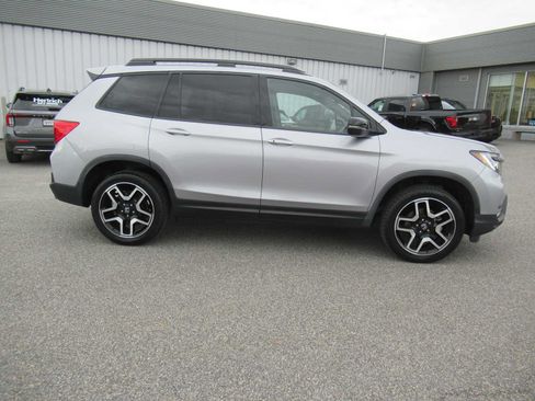 Used 2022 Honda Passport Elite image 4