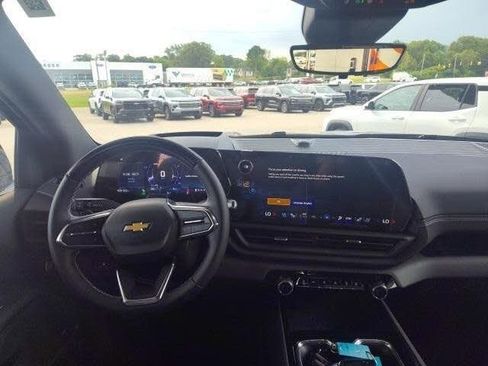 New 2026 Chevrolet Silverado EV LT image 27
