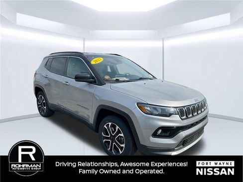 Used 2023 Jeep Compass Limited AWD/4WD image 5
