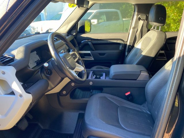 Used 2021 Land Rover Defender 110 SE AWD/4WD image 11