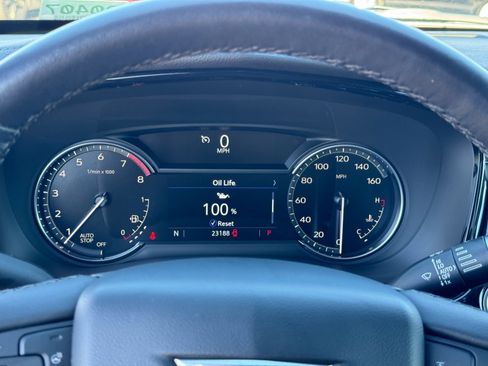 Used 2025 Cadillac XT6 Premium Luxury image 25