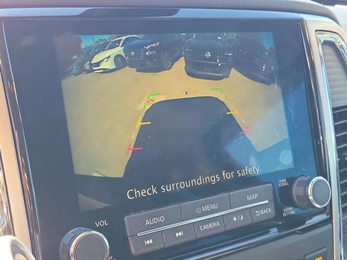 Used 2021 Nissan Titan SV w/ SV Convenience Package image 31