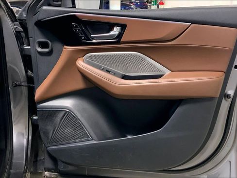 Used 2022 Acura MDX SH-AWD w/ Technology Package image 23