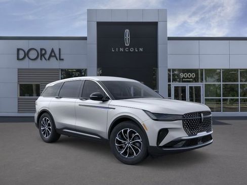 New 2026 Lincoln Nautilus Premier AWD/4WD image 7