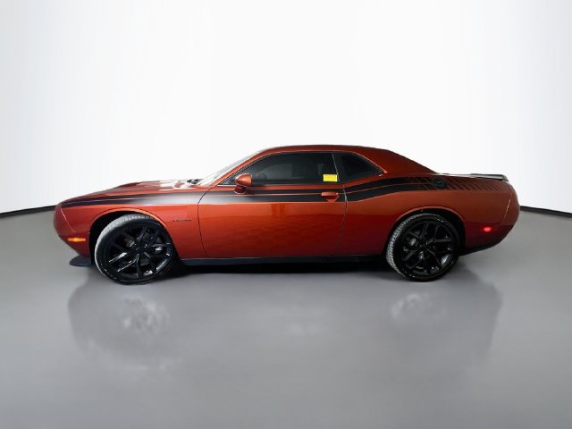 Used 2022 Dodge Challenger R/T w/ Blacktop Package RWD image 5
