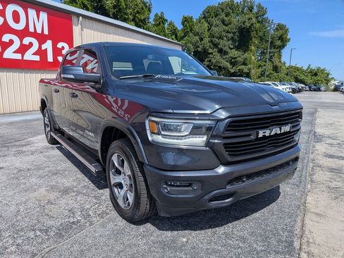 Used 2019 RAM 1500 Laramie w/ Sport Appearance Package AWD/4WD image 6