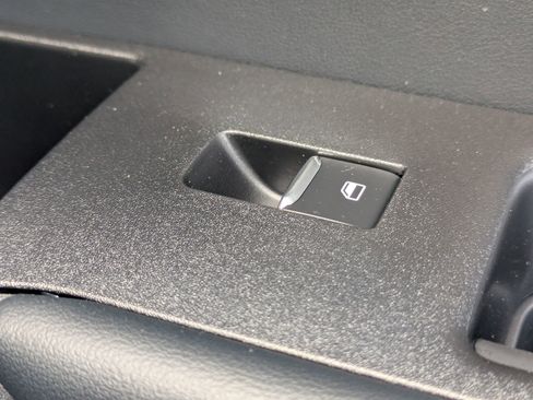 New 2026 Ford Explorer ST-Line w/ ST-Line Street Pack image 35