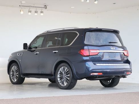 Certified 2018 INFINITI QX80 4WD w/ Deluxe Technology Package image 3