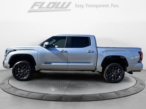 Used 2025 Toyota Tundra Platinum AWD/4WD image 5