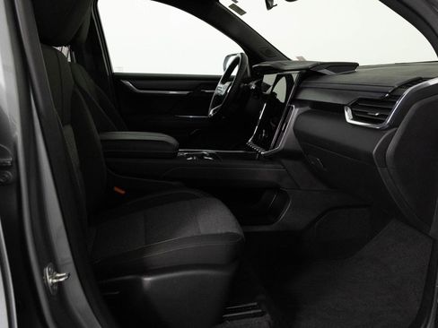 Certified 2025 GMC Acadia Elevation image 39