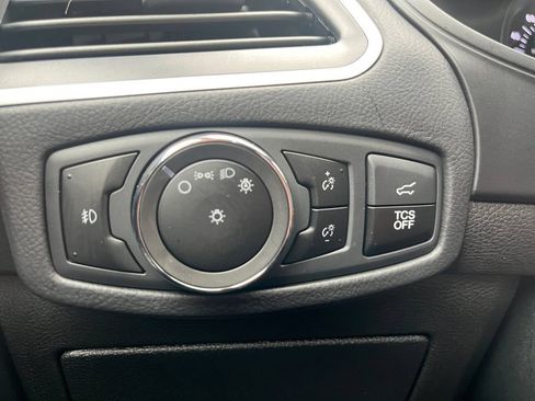 Certified 2023 Ford Edge SEL w/ Convenience Package AWD/4WD image 15