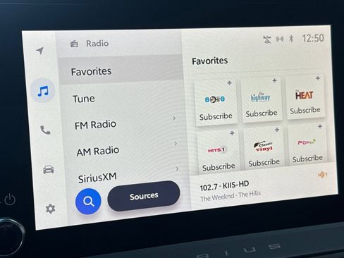 Certified 2023 Toyota Prius Prime Premium image 24