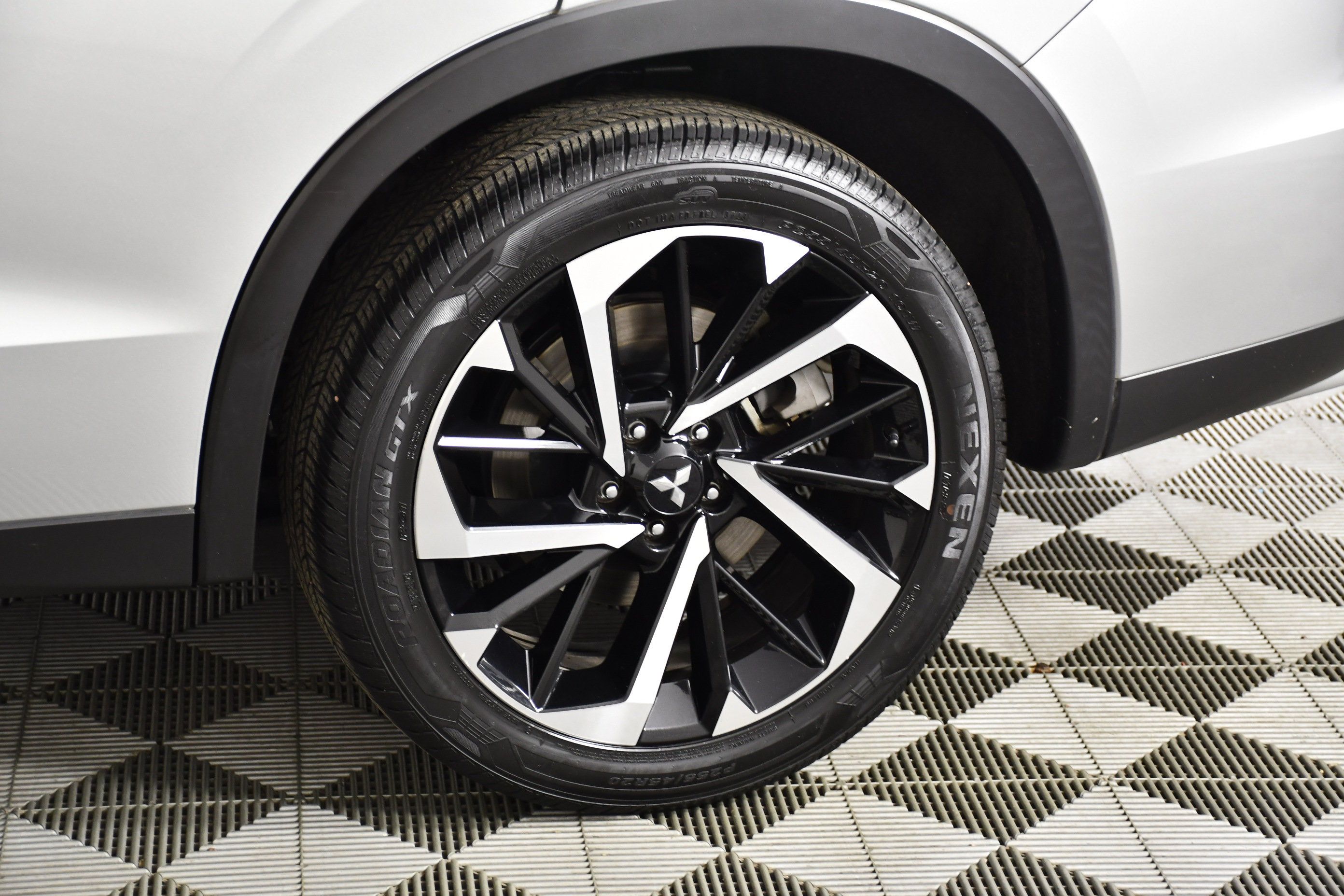 Used 2022 Mitsubishi Outlander SE AWD/4WD image 49