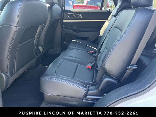 Used 2017 Ford Explorer XLT w/ Equipment Group 202A FWD image 13